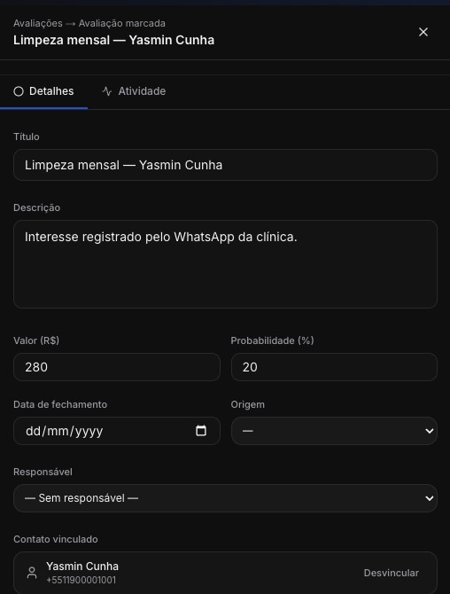 Detalhe de um card de negociação no CRM do Sendly